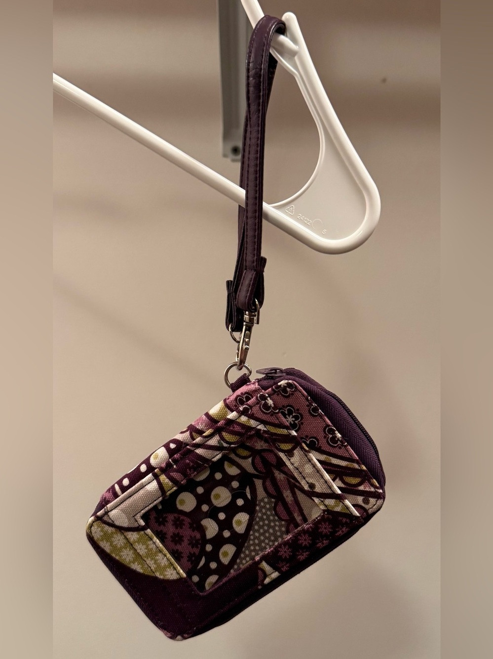thirty-one Purple Patterned Quilted Wristlet with Removable Strap